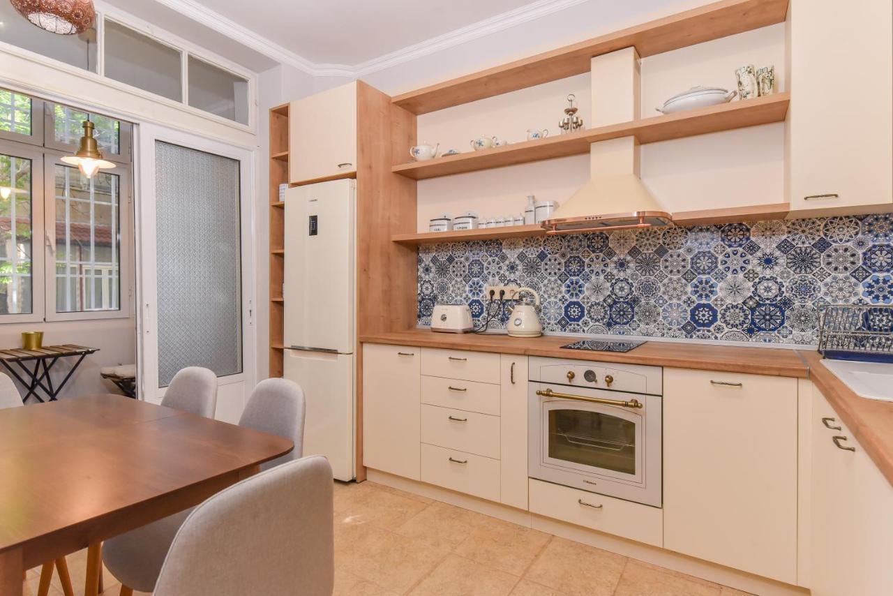Spacious Vintage 2Br, 2Bath Apartment By Flat Mаnager Sófia Exterior foto